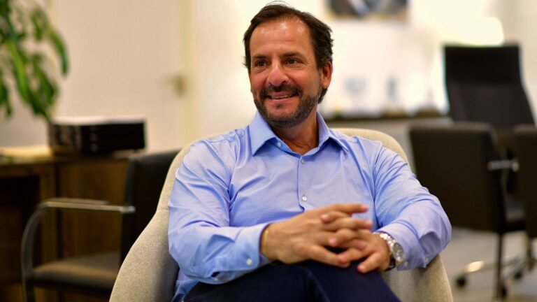 De qué partido político es Ariel Sujarchuk en Argentina 7 De qué partido político es Ariel Sujarchuk en Argentina