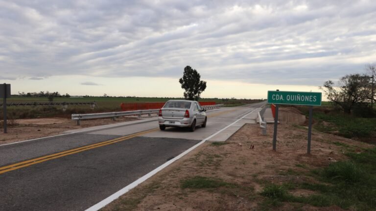 caminos argentinos con senalizacion vial clara