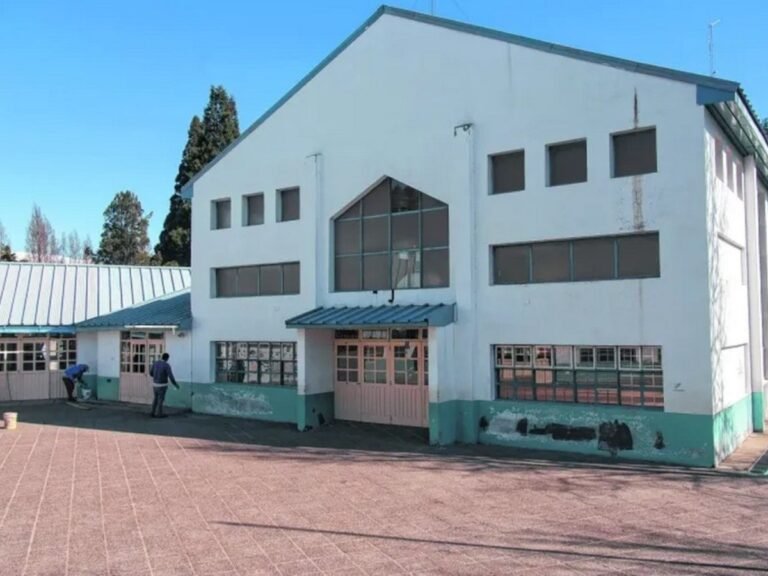 edificio colegio perito moreno salta exterior