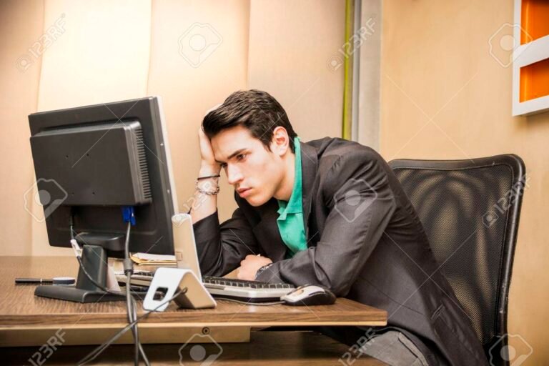 Qué consecuencias tiene la suspensión laboral por falta injustificada