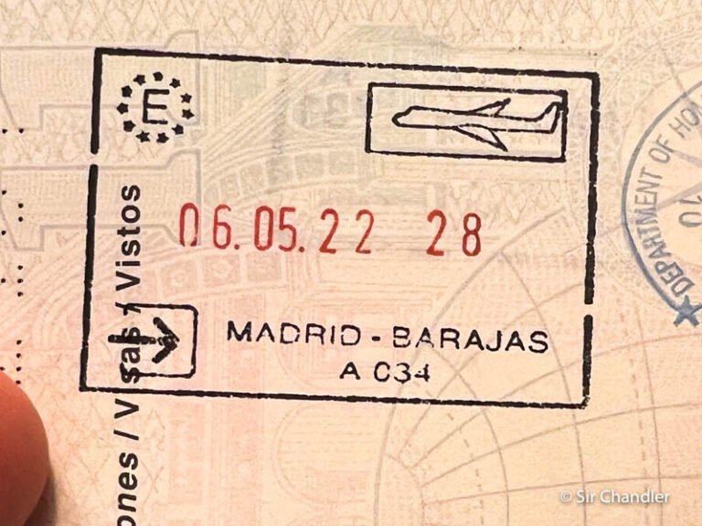 Cómo Facturar a Consumidor Final Según Las Normas Argentinas 3 factura argentina con sello oficial visible