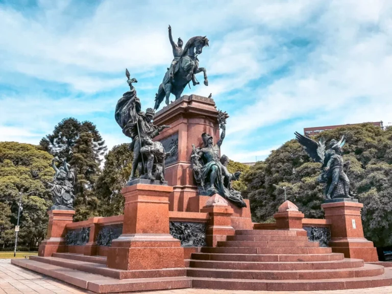 monumento general urquiza plaza retiro buenos aires