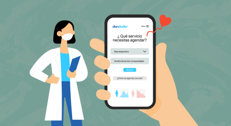 persona usando smartphone para agendar cita