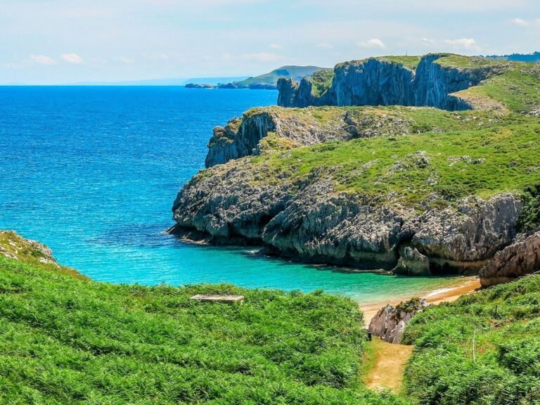 Por Qué Visitar Playa San Antonio Este en tus Próximas Vacaciones 4 Por Qué Visitar Playa San Antonio Este en tus Próximas Vacaciones