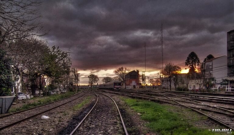 Hasta qué hora pasa el tren Sarmiento y cuáles son sus horarios
